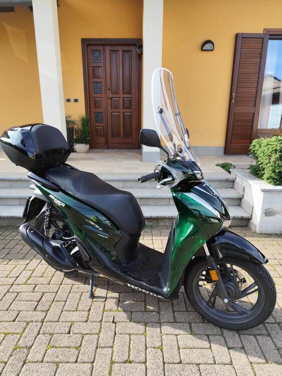 Honda SH 150i Vetro (2024)