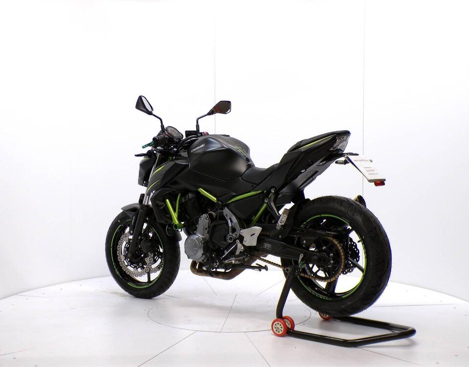 Kawasaki Z 650 (2017 - 19) (5)