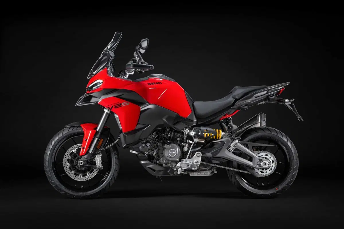 Ducati Multistrada V2 2025: tutta nuova e più leggera di 18 kg [VIDEO] (11)