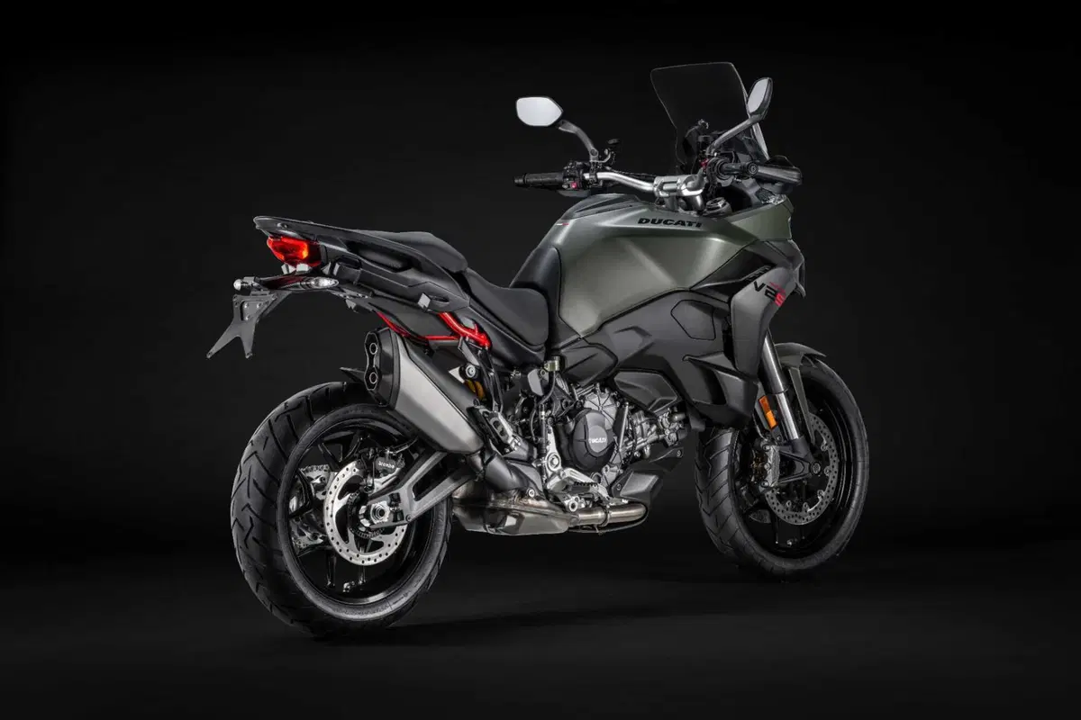 Ducati Multistrada V2 2025: tutta nuova e più leggera di 18 kg [VIDEO] (21)