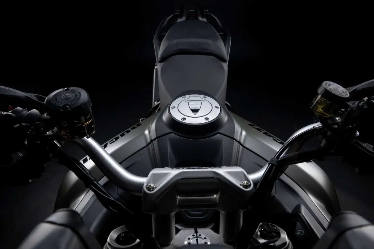 Ducati Multistrada V2 2025: tutta nuova e più leggera di 18 kg [VIDEO] (23)