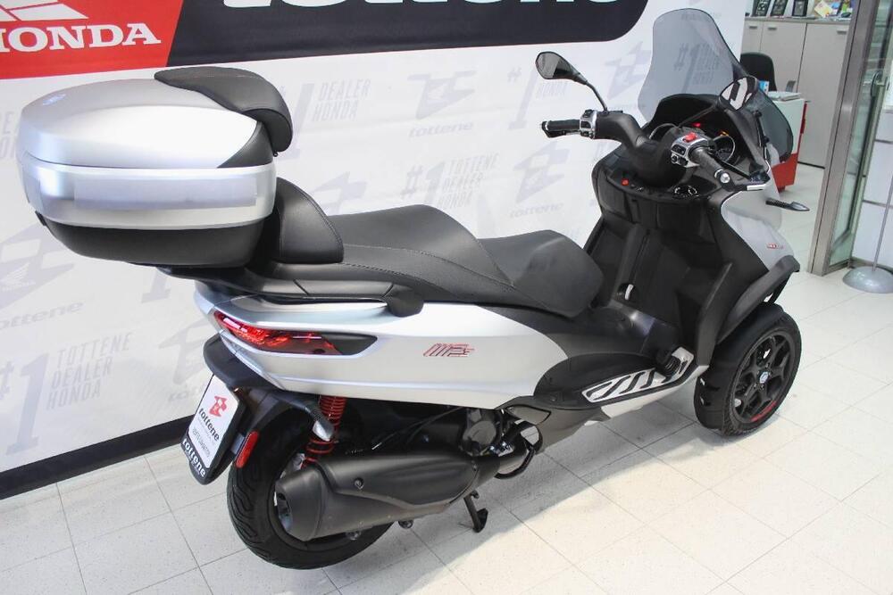 Piaggio MP3 400 ABS Hpe (2021 - 22) (2)