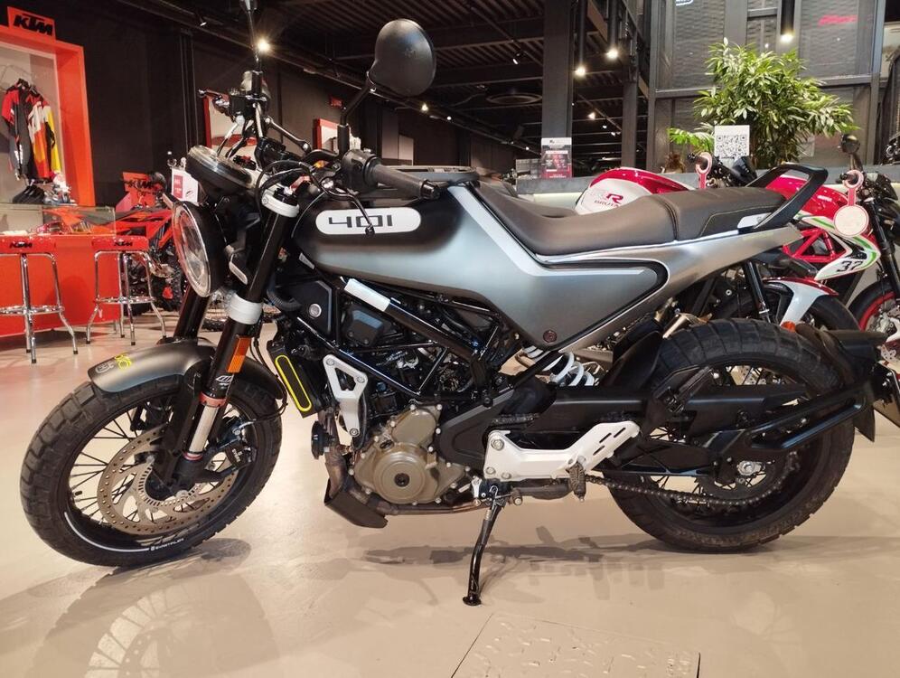 Husqvarna Svartpilen 401 (2020) (4)