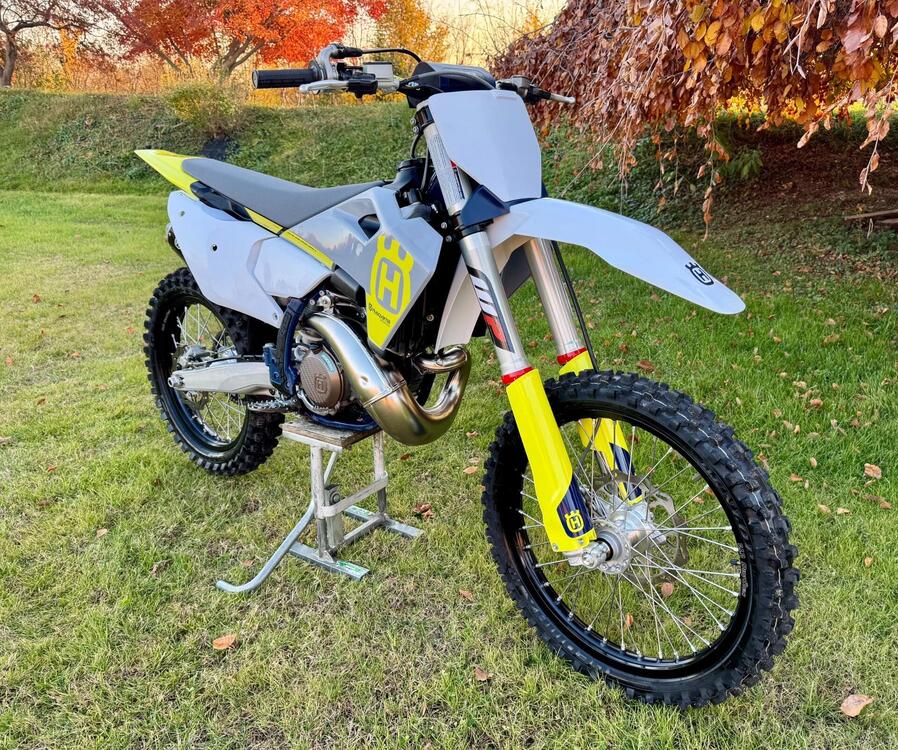 Husqvarna TC 250 (2023) (4)