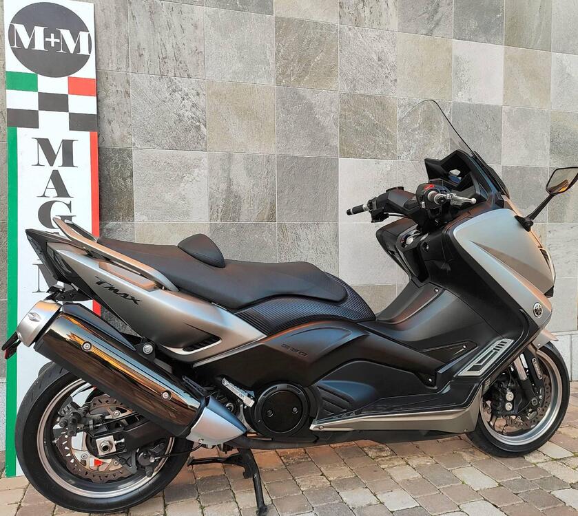 Yamaha T-Max 530 (2015 - 16)