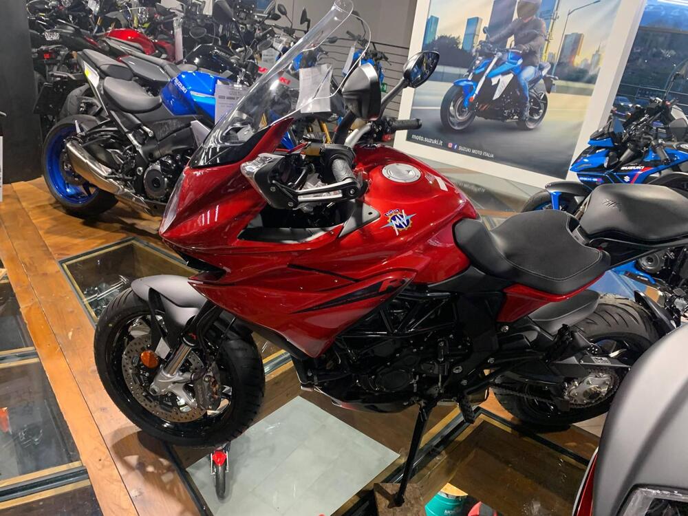 MV Agusta Turismo Veloce 800 R (2023 - 24) (3)