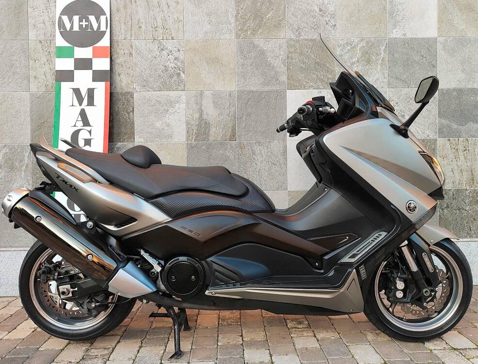 Yamaha T-Max 530 (2015 - 16) (3)