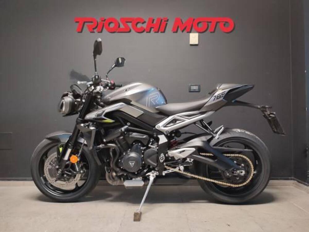 Triumph Street Triple 765 R (2023 - 24) (2)