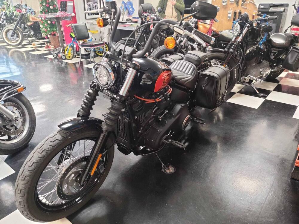 Harley-Davidson 107 Street Bob (2018 - 20) - FXBB (2)