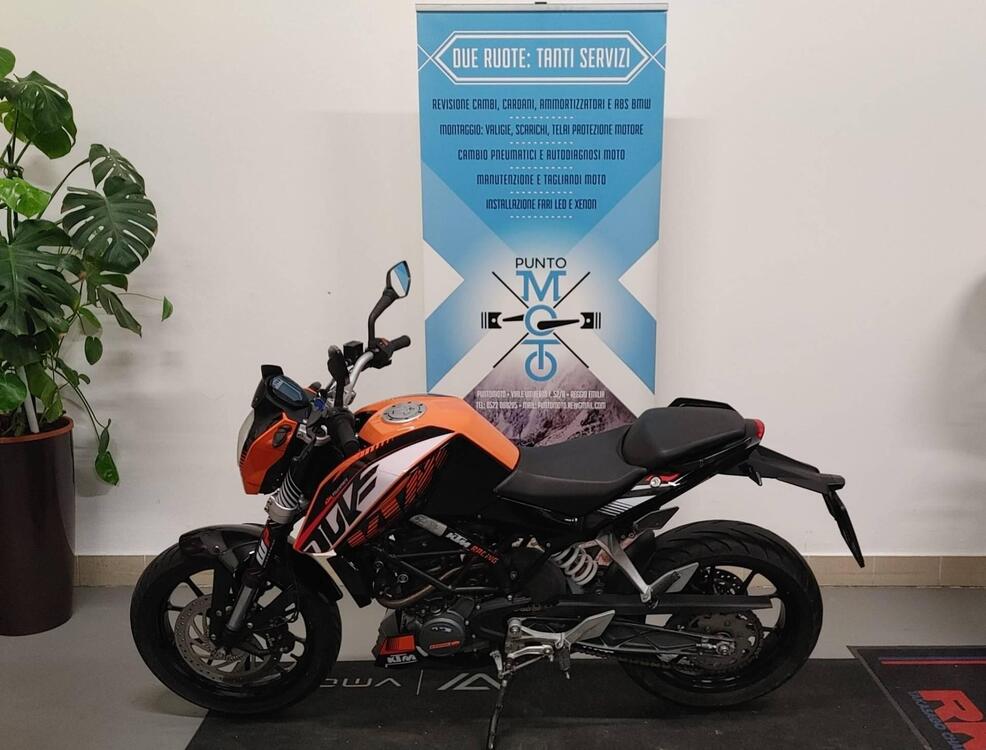 KTM 125 Duke ABS (2013 - 16) (2)