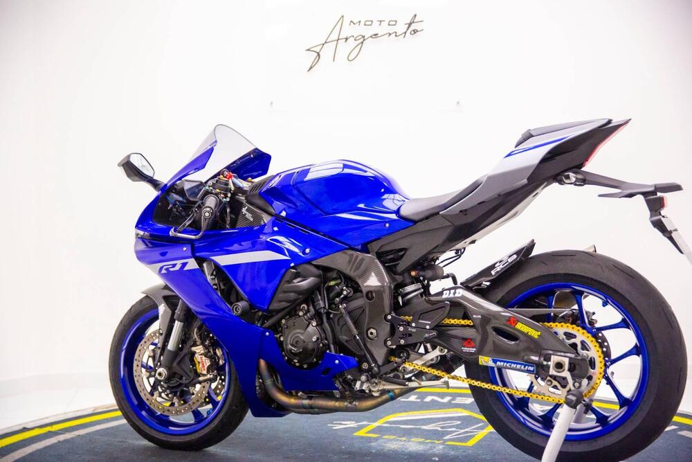 Yamaha YZF R1 (2020 - 24) (5)