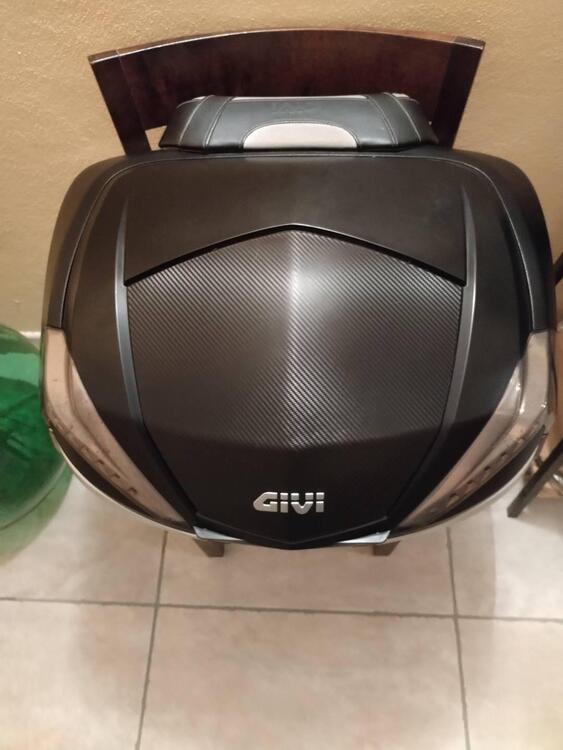 Bauletto Givi Maxia 56NNT (2)