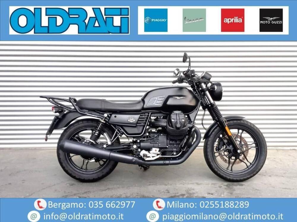 Moto Guzzi V7 III Stone (2017 - 20)