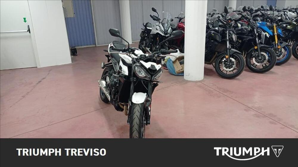 Triumph Street Triple R (2020 - 23) (2)