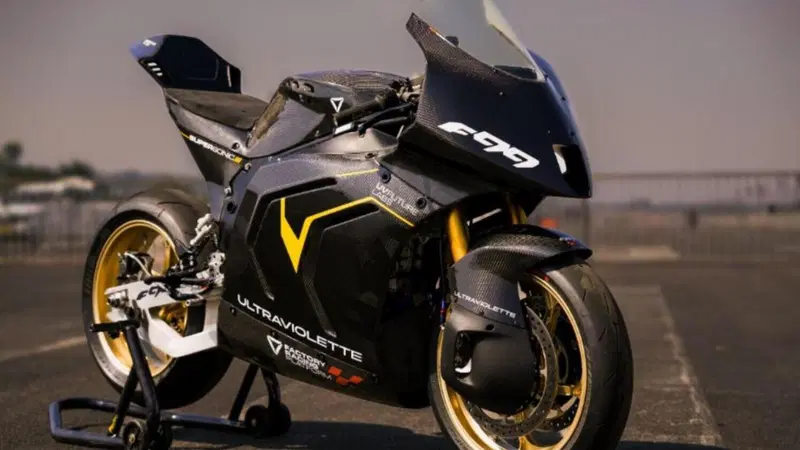 Il "king of the quarter mile" in India? &Eacute; una moto elettrica!