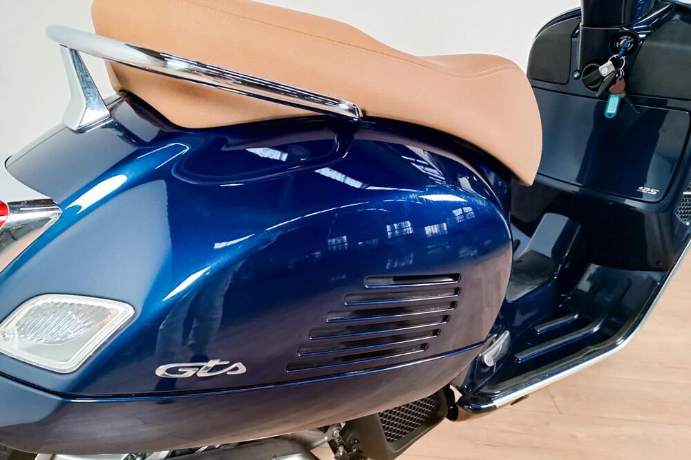 Vespa GTS 125 i-get (2019 - 20) (4)