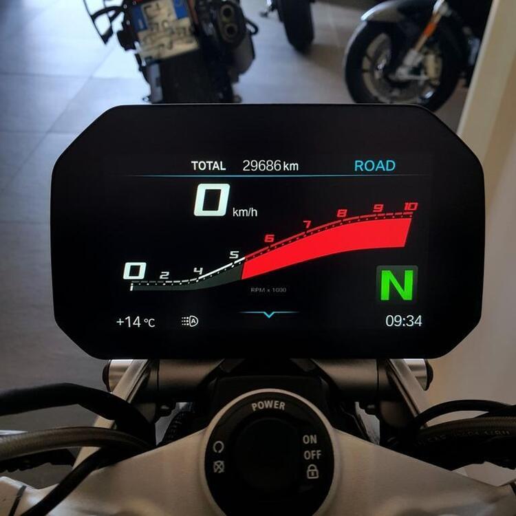 Bmw R 1250 R (2021 - 25) (5)