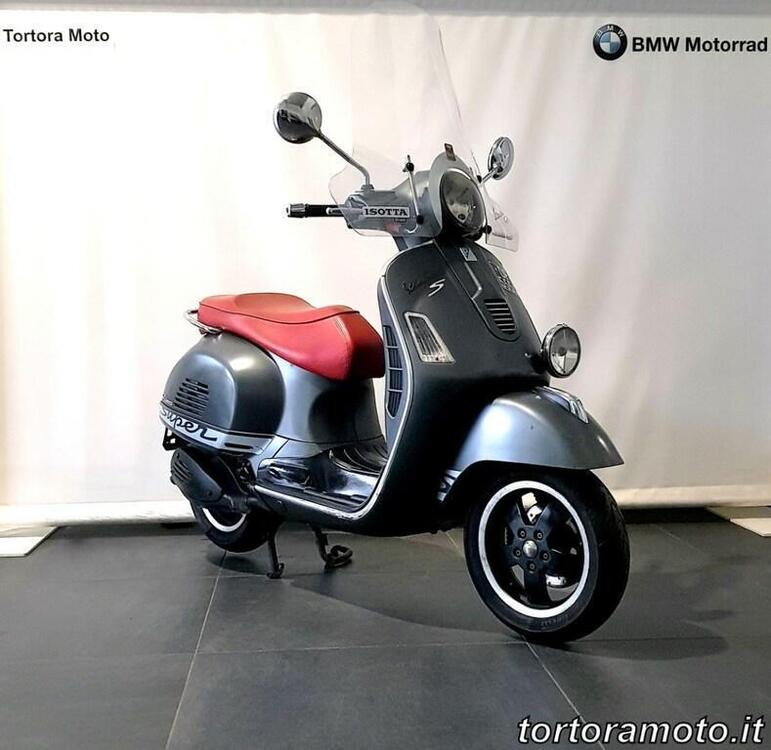 Vespa GTS 300 Super (2008 - 16) (4)