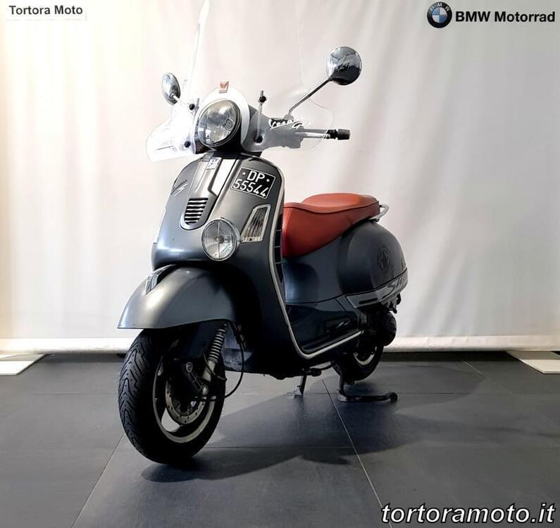 Vespa GTS 300 Super (2008 - 16) (3)