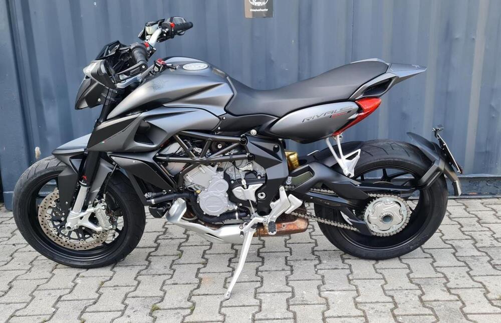 MV Agusta Rivale 800 EAS (2013 -15) (2)