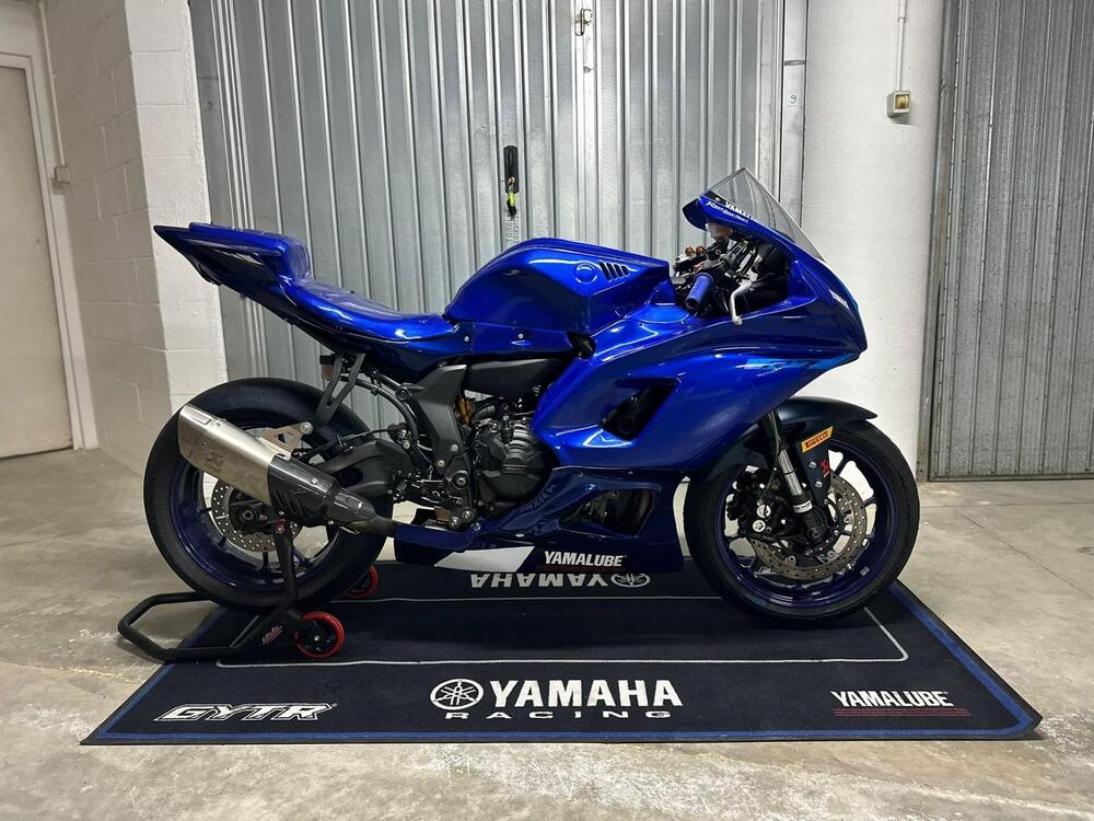 Yamaha YZF R7 (2021 - 24)