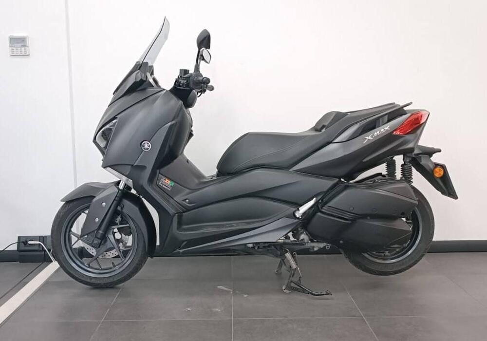 Yamaha X-Max 300 Tech Max (2020) (4)