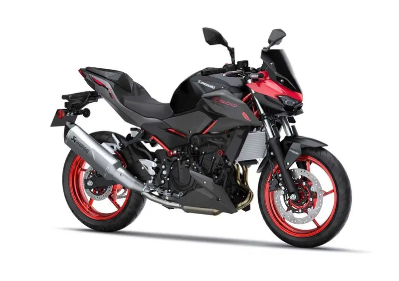 Kawasaki Z 500 Z 500 SE Performance Akrapovic (2025 - 26)