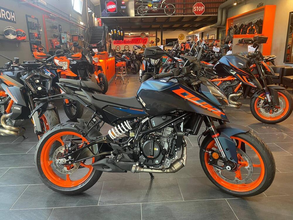 KTM 125 Duke (2024)