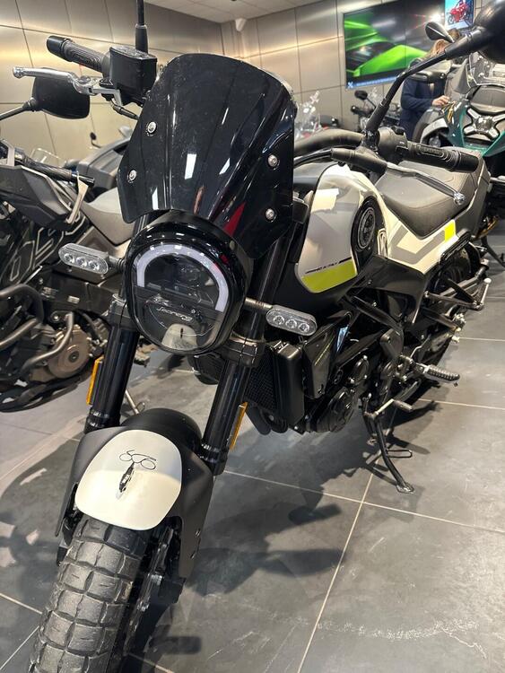 Benelli Leoncino 250 (2021 - 24) (4)