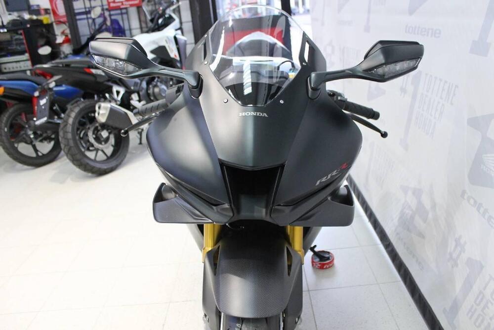 Honda CBR 1000 RR-R Fireblade SP Carbon Edition (2024) (4)