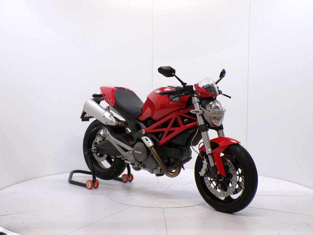 Ducati Monster 696 Plus (2007 - 14) (2)