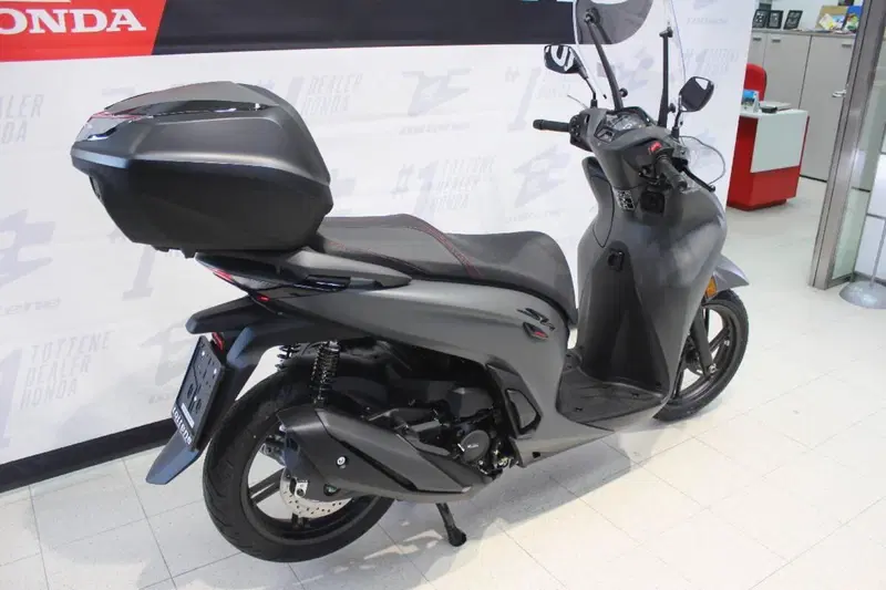 Honda SH 350i GT (2025 - 26) (2)