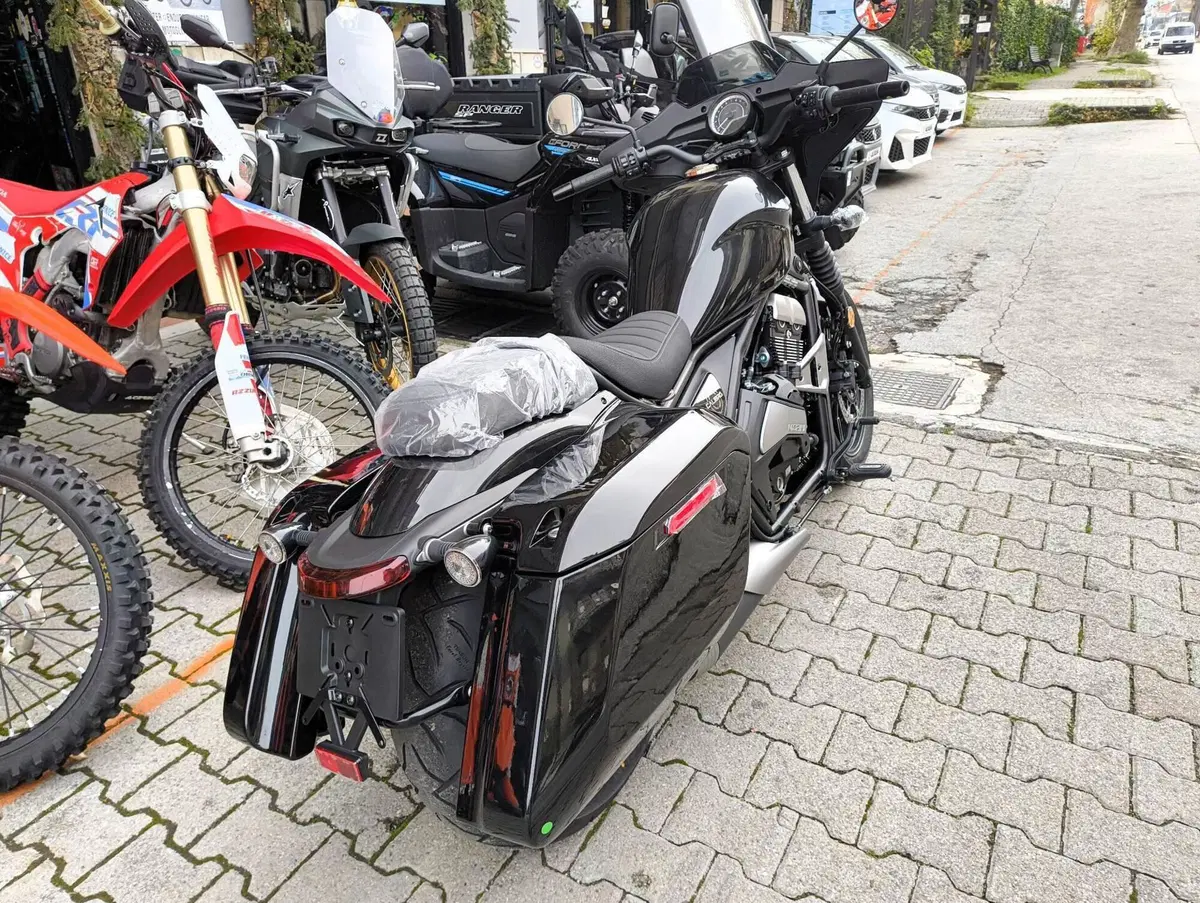 Moto Morini Calibro Bagger (2024 - 26) (2)