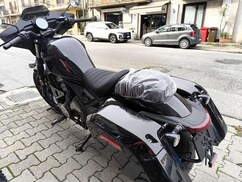 Moto Morini Calibro Bagger (2024 - 26) (4)
