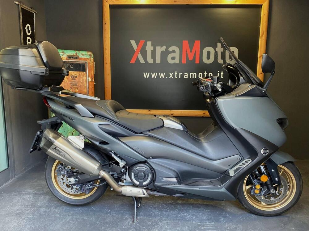 Yamaha T-Max 560 Tech Max (2021)