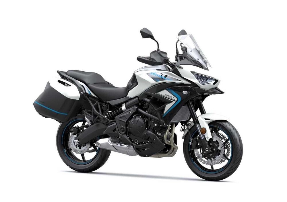 Kawasaki Versys 650 Tourer (2025) (3)