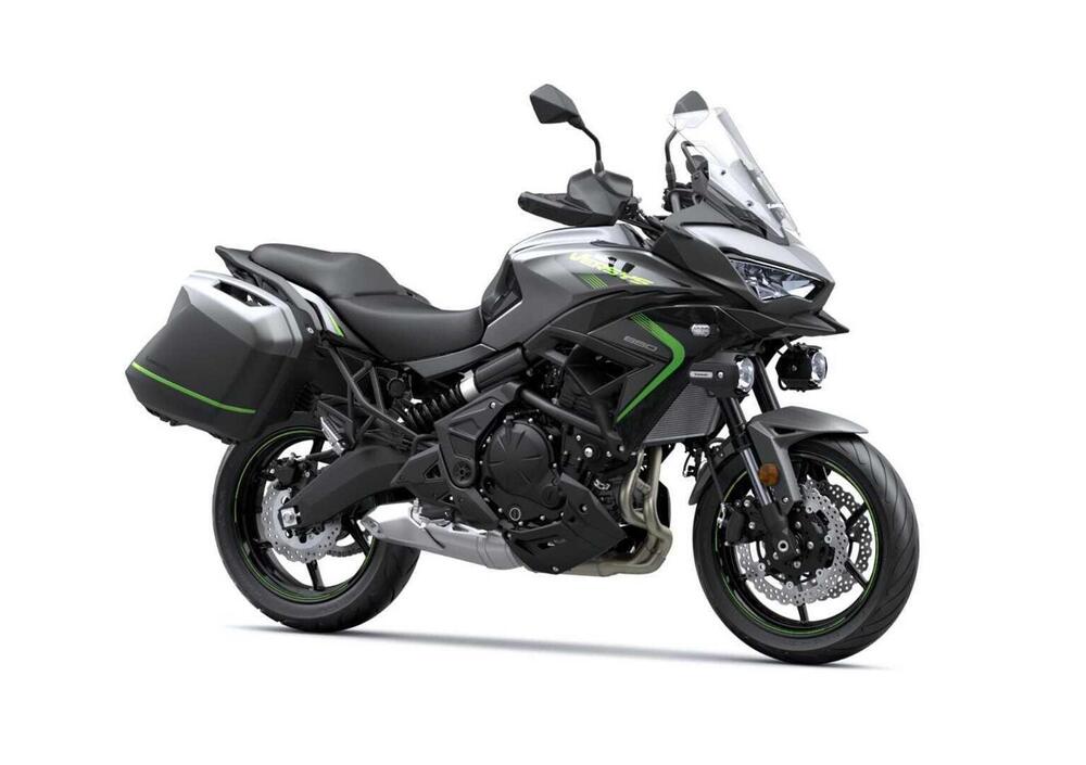 Kawasaki Versys 650 Tourer Plus (2025) (3)