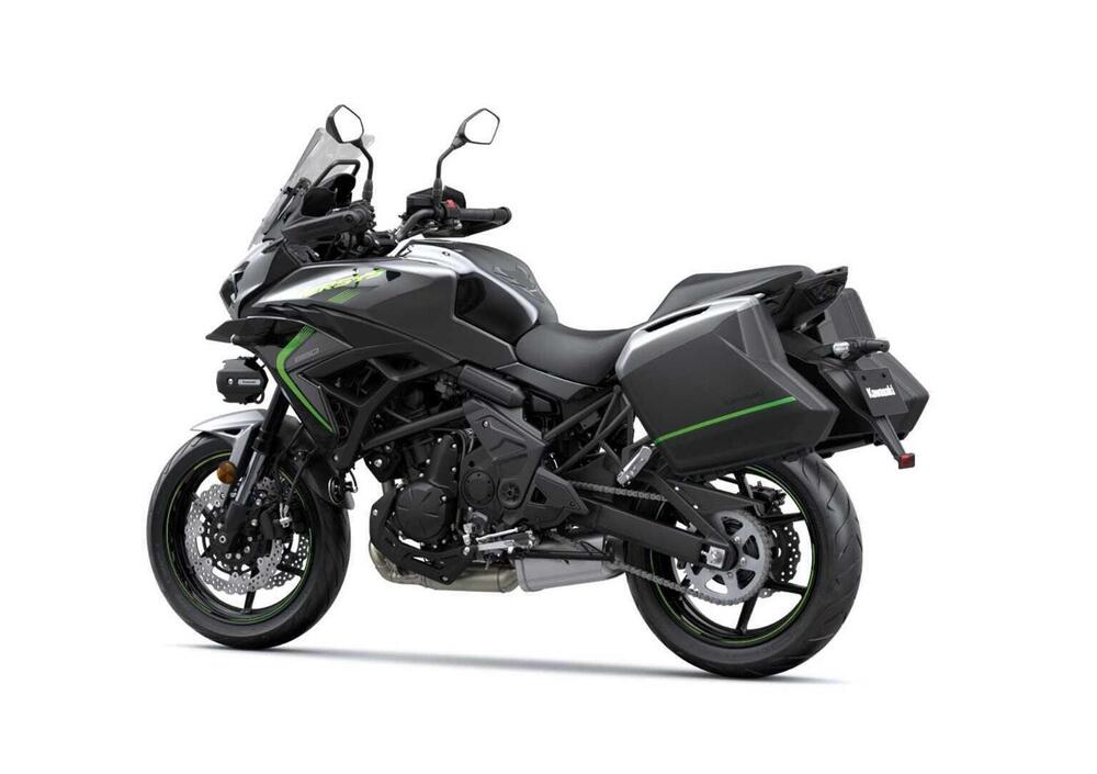 Kawasaki Versys 650 Tourer Plus (2025) (4)