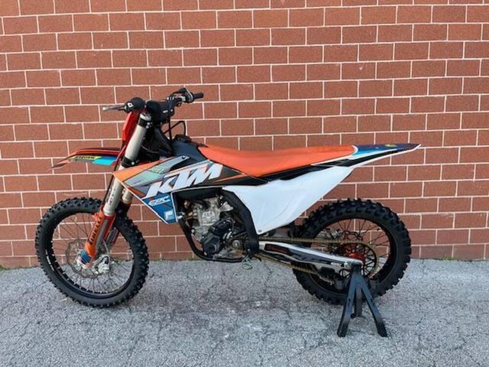 KTM 250 SX-F (2023) (2)