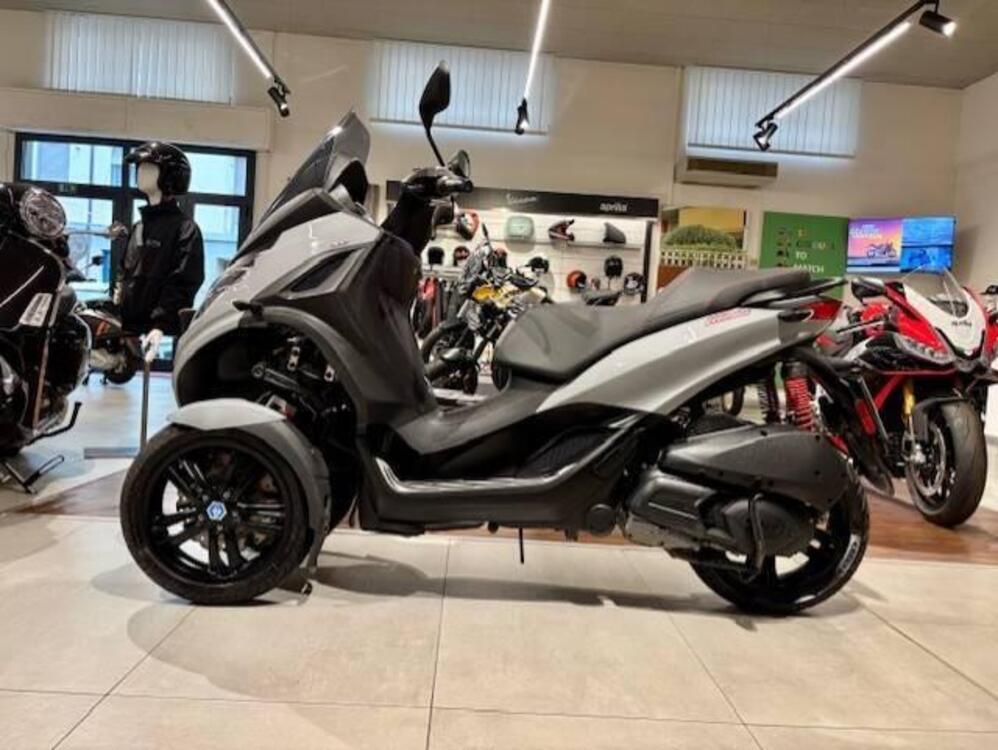 Piaggio Mp3 300 Hpe Sport (2019 - 20) (2)