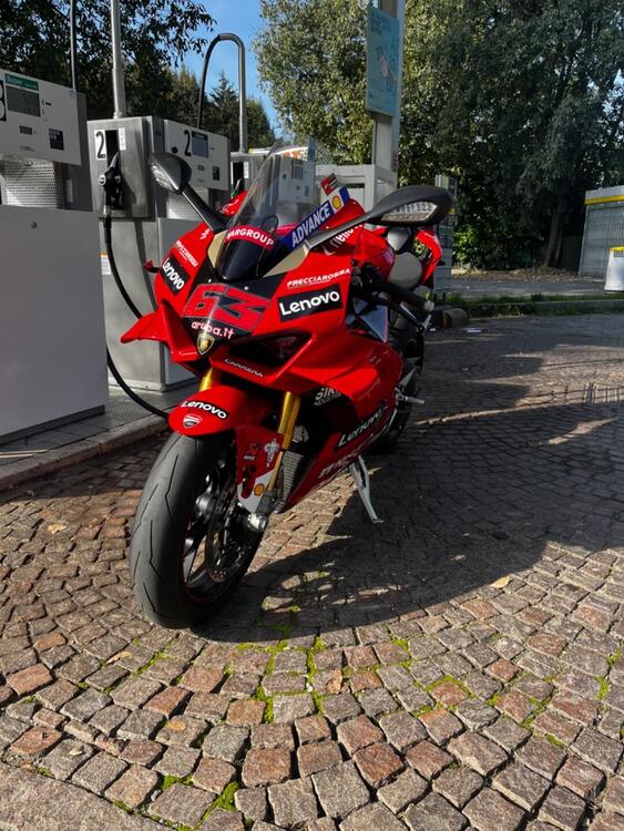 Ducati Panigale V4 S 1100 (2018 - 19) (4)