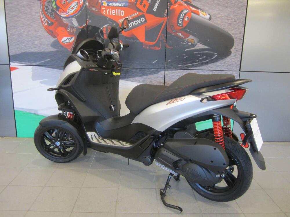 Piaggio MP3 300 Sport ABS Hpe (2021 - 24) (4)