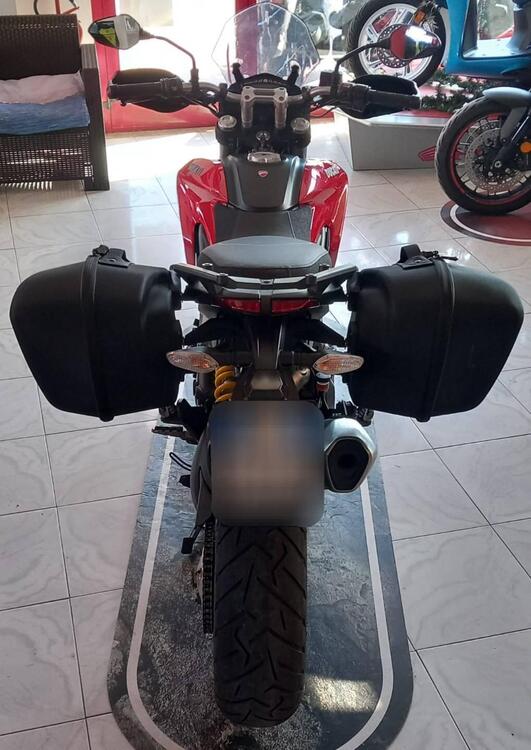 Ducati Hyperstrada 821 (2013 - 15) (4)