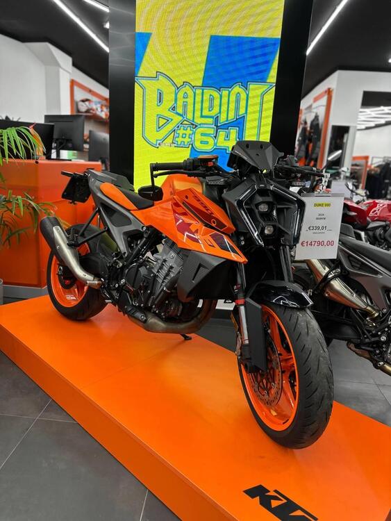 KTM 990 Duke (2024)