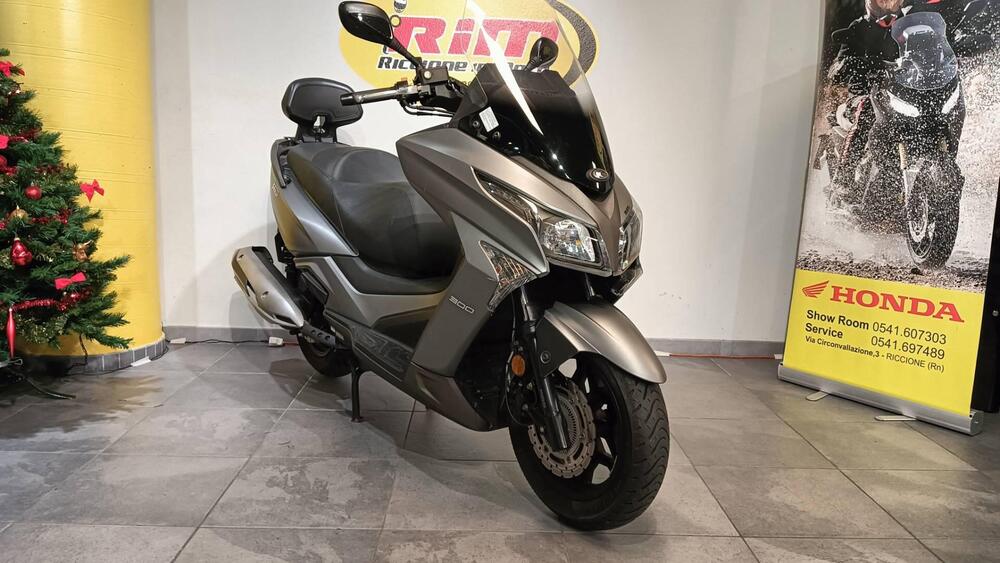 Kymco X-Town 300i (2021 - 24) (2)