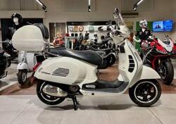 Vespa GTS 300 Super (2017 - 18) usata