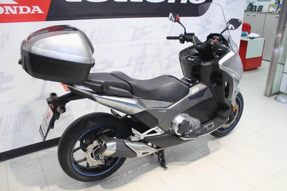 Honda Integra 750 DCT Sport (2017) (2)