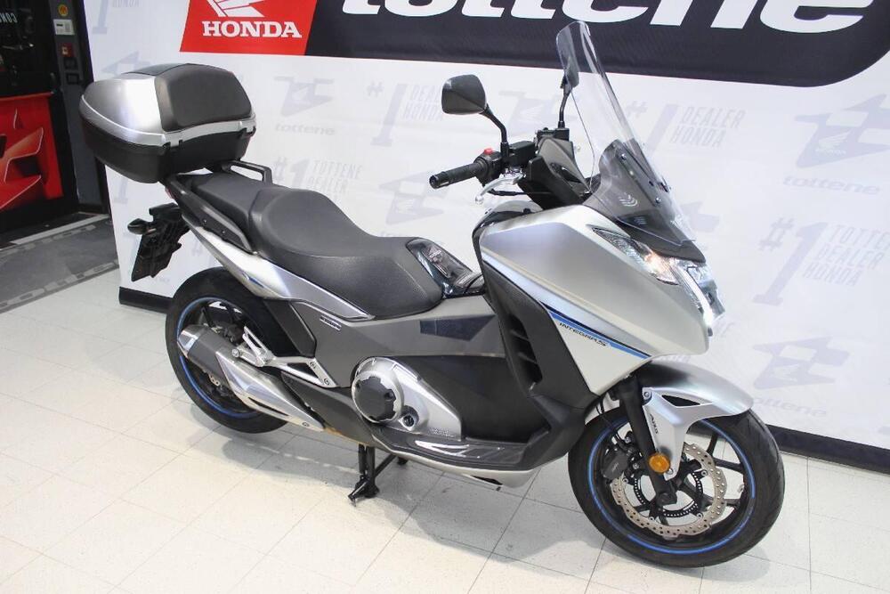 Honda Integra 750 DCT Sport (2017) (3)