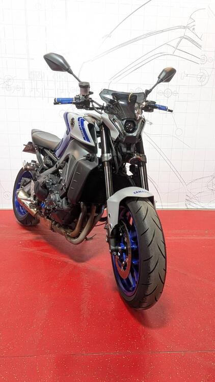 Yamaha MT-09 (2021 - 23) (4)