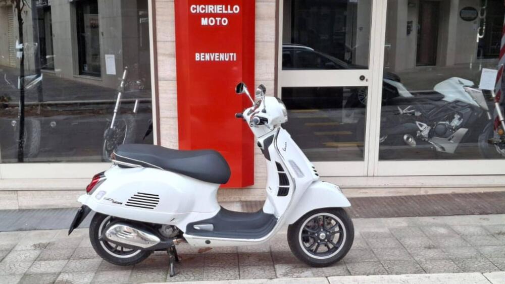 Vespa GTS 300 Super (2023 - 24)